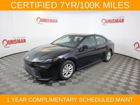 Used 2025 Toyota Camry SE FWD image 4