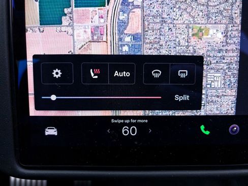 Used 2022 Tesla Model S image 22