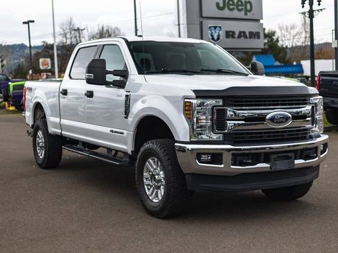 Used 2019 Ford F350 XLT w/ XLT Value Package AWD/4WD image 8