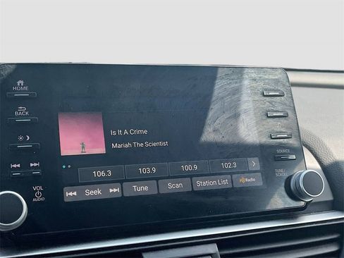 Used 2020 Honda Accord Sport image 14