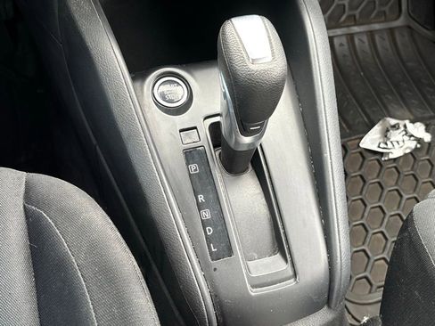 Used 2023 Nissan Kicks S image 11