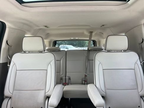 Used 2021 GMC Yukon XL Denali w/ Denali Ultimate Package AWD/4WD image 37