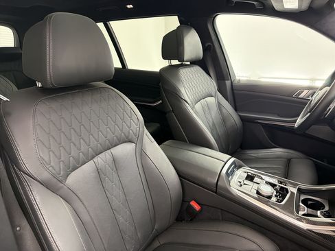 Certified 2024 BMW X7 M60i w/ Executive Package AWD/4WD image 30