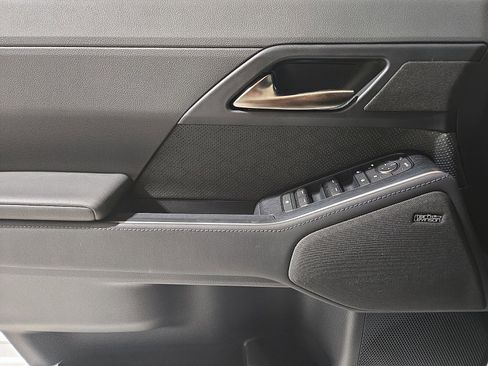 Used 2024 Lexus GX 550 image 13