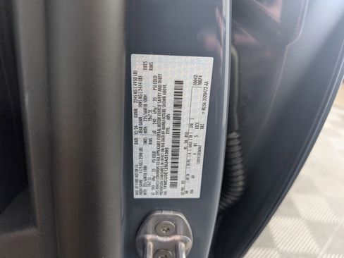 New 2025 Ford Escape SE w/ PHEV Premium Package image 17