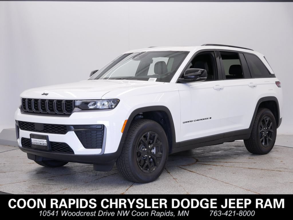 New 2026 Jeep Grand Cherokee Altitude AWD/4WD 360° Tour