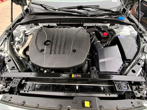 Used 2024 Volvo S60 B5 Plus image 28
