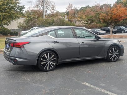 Used 2022 Nissan Altima 2.5 SR