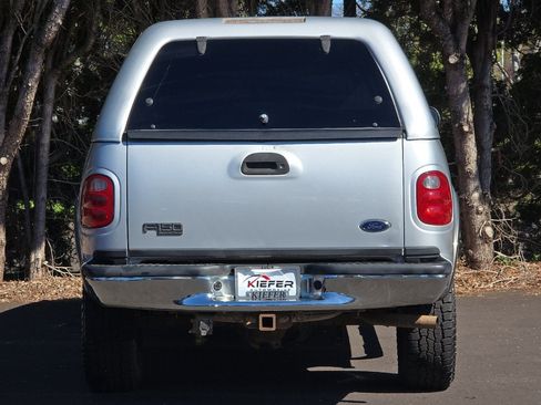 Used 2003 Ford F150 XLT image 5