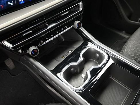 New 2026 Chevrolet Traverse LT w/ Driver Confidence Package image 35