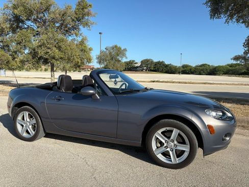 Used 2007 MAZDA MX-5 Miata Sport RWD image 54