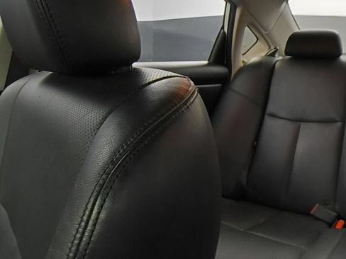 Used 2014 Nissan Altima 3.5 SL FWD image 12