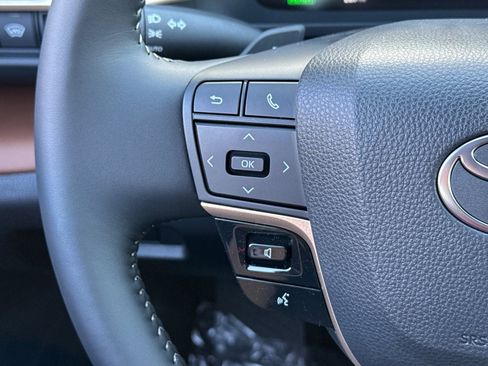 New 2026 Toyota Crown Signia image 25