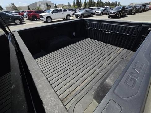 Used 2024 GMC Sierra 1500 Denali Ultimate AWD/4WD image 10