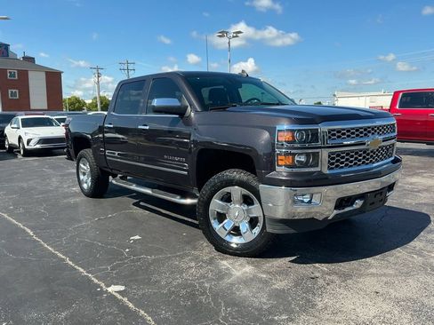 Used 2015 Chevrolet Silverado 1500 LTZ w/ Driver Alert Package AWD/4WD image 4