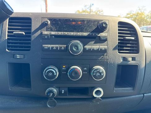 Used 2013 Chevrolet Silverado 1500 LT image 12