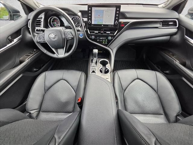 Used 2024 Toyota Camry XLE w/ Navigation Package FWD image 13
