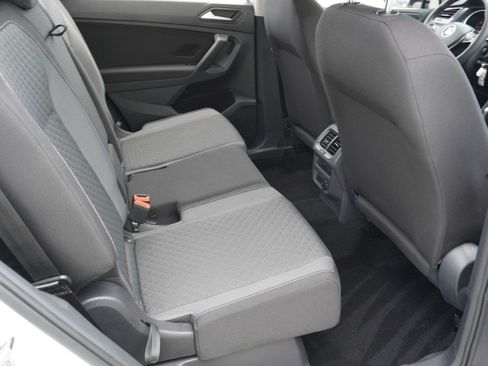 Used 2021 Volkswagen Tiguan S FWD image 29