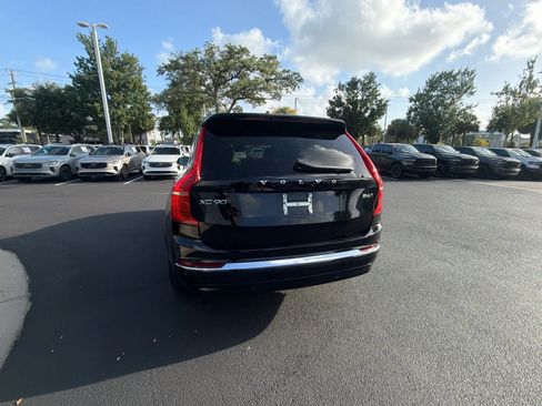 Used 2023 Volvo XC90 B6 Plus AWD/4WD image 12