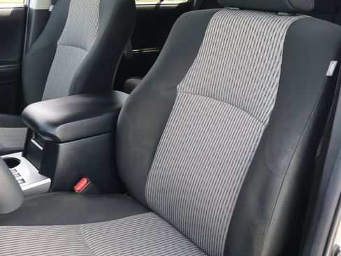Used 2022 Toyota 4Runner SR5 RWD image 12