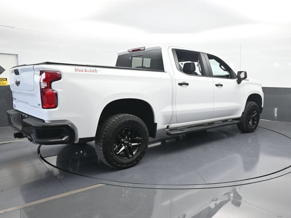 Used 2024 Chevrolet Silverado 1500 LT Trail Boss w/ LT Trail Boss Premium Package AWD/4WD image 6
