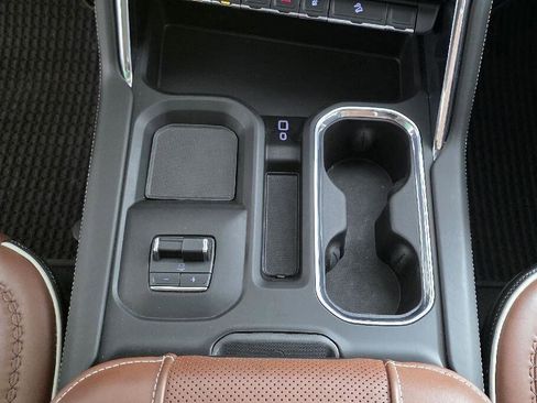 Used 2024 GMC Sierra 2500 Denali Ultimate image 34