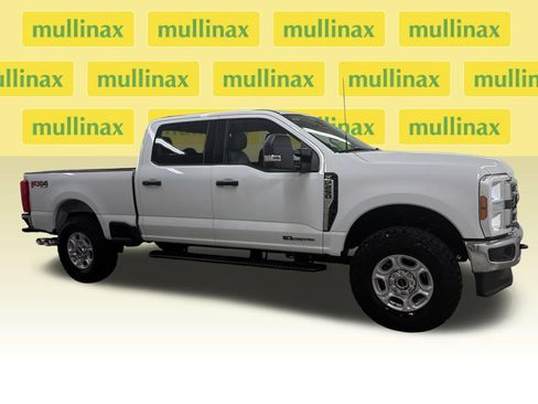 Used 2025 Ford F250 XLT w/ FX4 Off-Road Package AWD/4WD image 2