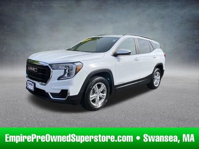 Used 2023 GMC Terrain SLE w/ Driver Convenience Package