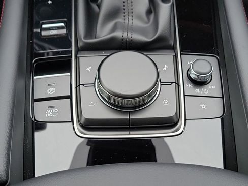 New 2026 MAZDA MAZDA3 Carbon image 31