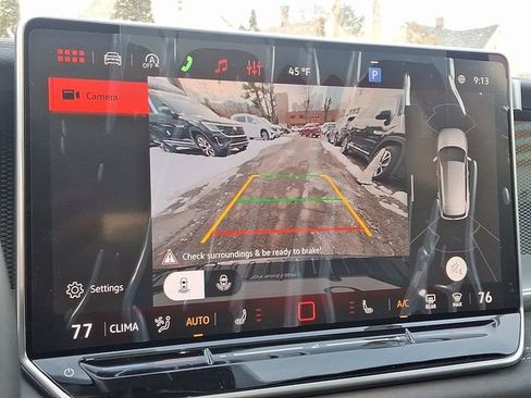 New 2026 Volkswagen Tiguan SE image 14