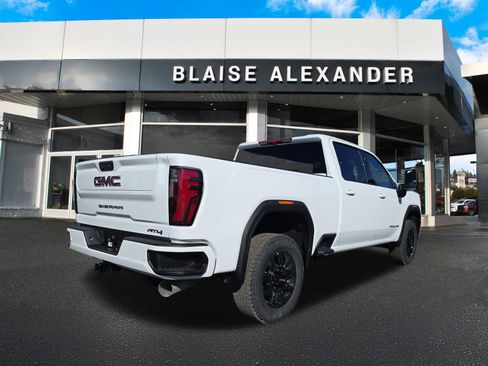 New 2026 GMC Sierra 2500 AT4 image 3