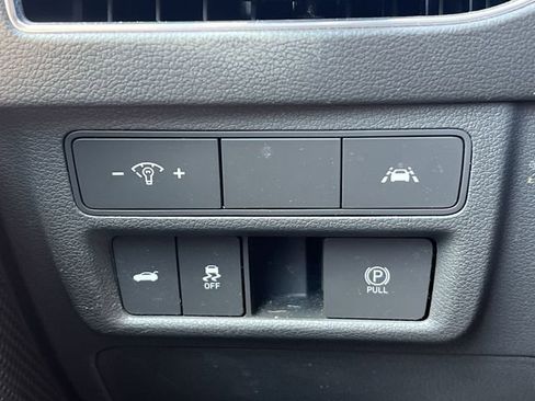 Used 2021 Hyundai Sonata Limited FWD image 32