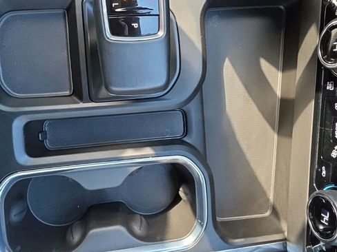 Used 2024 Chevrolet Silverado 1500 LT Trail Boss w/ Convenience Package II image 21