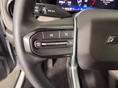 Used 2024 Chevrolet Colorado ZR2 w/ Technology Package image 13