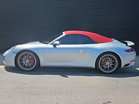 Certified 2017 Porsche 911 Carrera 4S AWD/4WD image 2