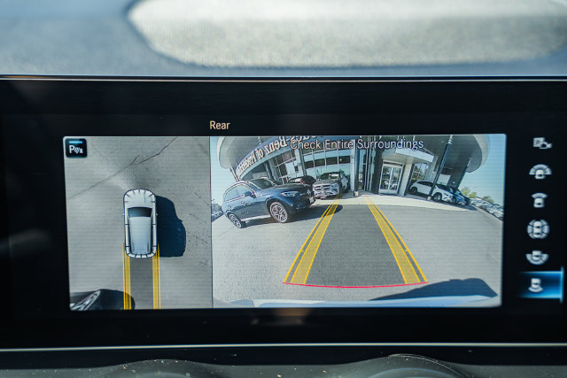 Certified 2023 Mercedes-Benz GLB 250 4MATIC w/ Premium Package image 45