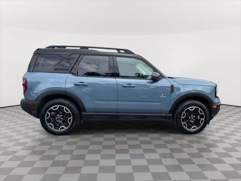 Certified 2025 Ford Bronco Sport Outer Banks w/ Outer Banks Tech Package+ AWD/4WD image 8