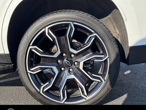 Used 2026 Chevrolet Tahoe RST w/ RST Capability Package AWD/4WD image 11