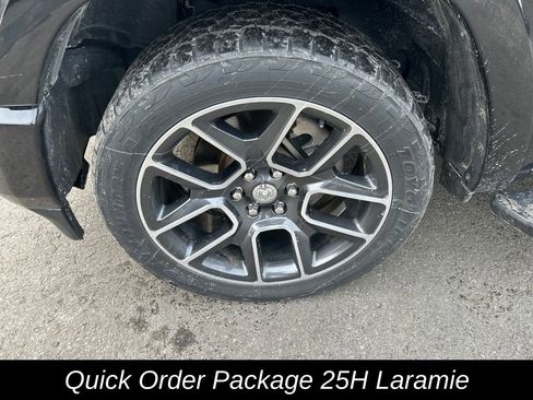 Used 2019 RAM 1500 Laramie image 10