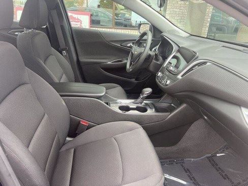 Used 2023 Chevrolet Malibu LT image 15