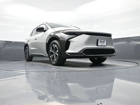 Certified 2023 Toyota bZ4X Limited image 27