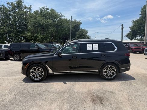 Used 2023 BMW X7 xDrive40i AWD/4WD image 3