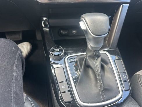 Used 2024 Kia Seltos S image 29