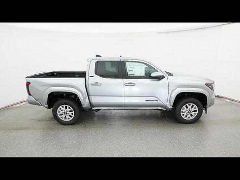New 2026 Toyota Tacoma SR5 RWD image 15