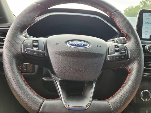 Used 2025 Ford Escape ST-Line AWD/4WD image 26