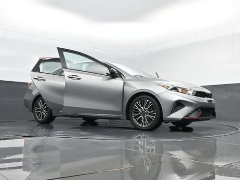 Used 2023 Kia Forte GT-Line FWD image 31