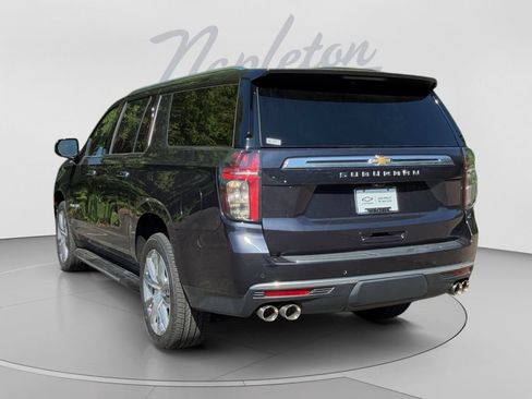 Used 2023 Chevrolet Suburban High Country AWD/4WD image 5
