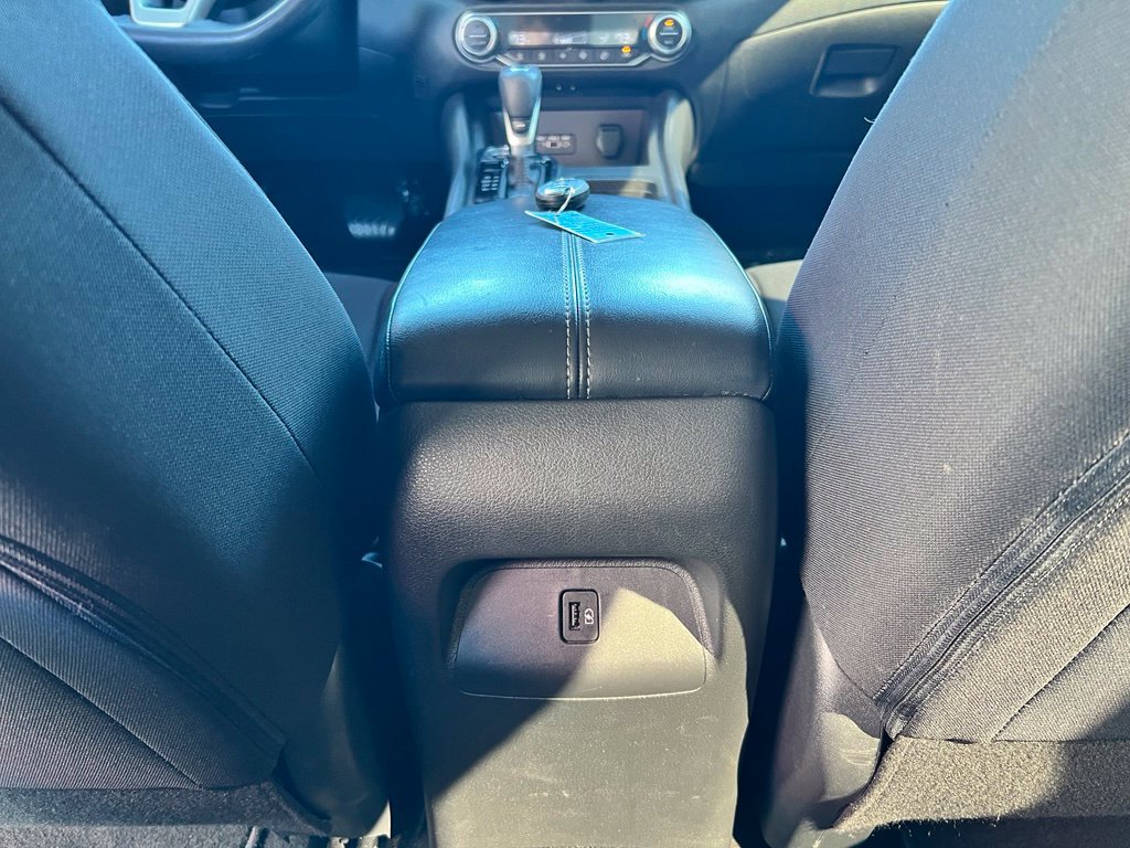 Used 2020 Nissan Sentra SV FWD image 43