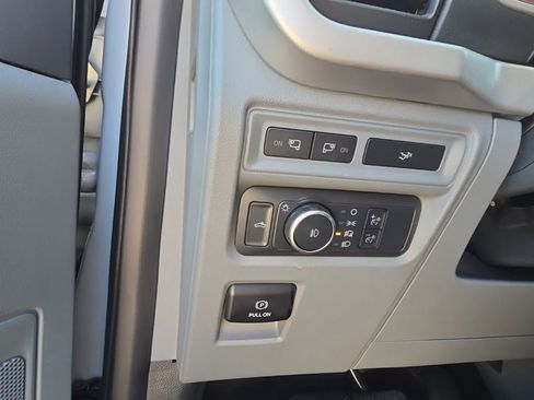 Certified 2022 Ford F150 XLT w/ Equipment Group 302A High image 16