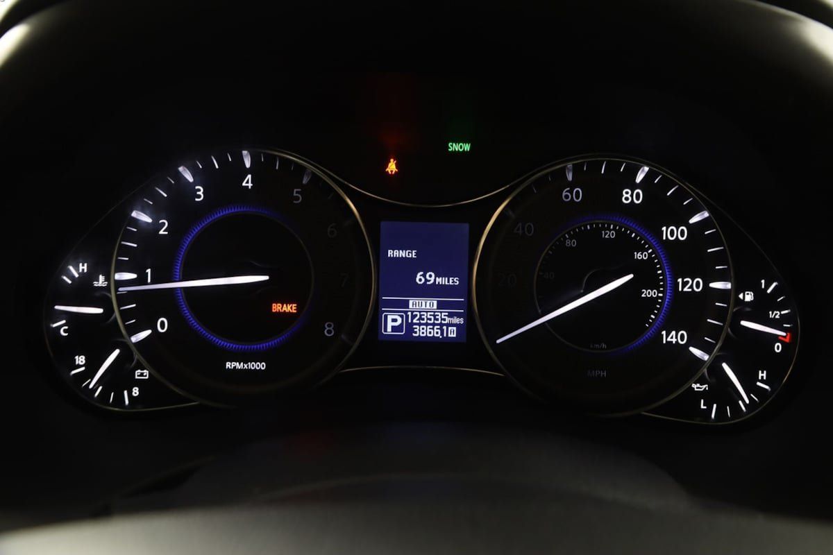 Used 2018 INFINITI QX80 4WD w/ Driver Assistance Package image 19
